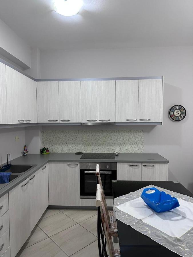 Payo Apartments Sarandë エクステリア 写真