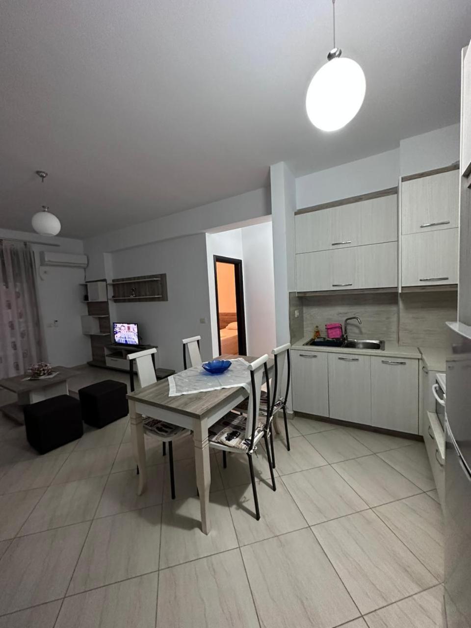 Payo Apartments Sarandë 部屋 写真