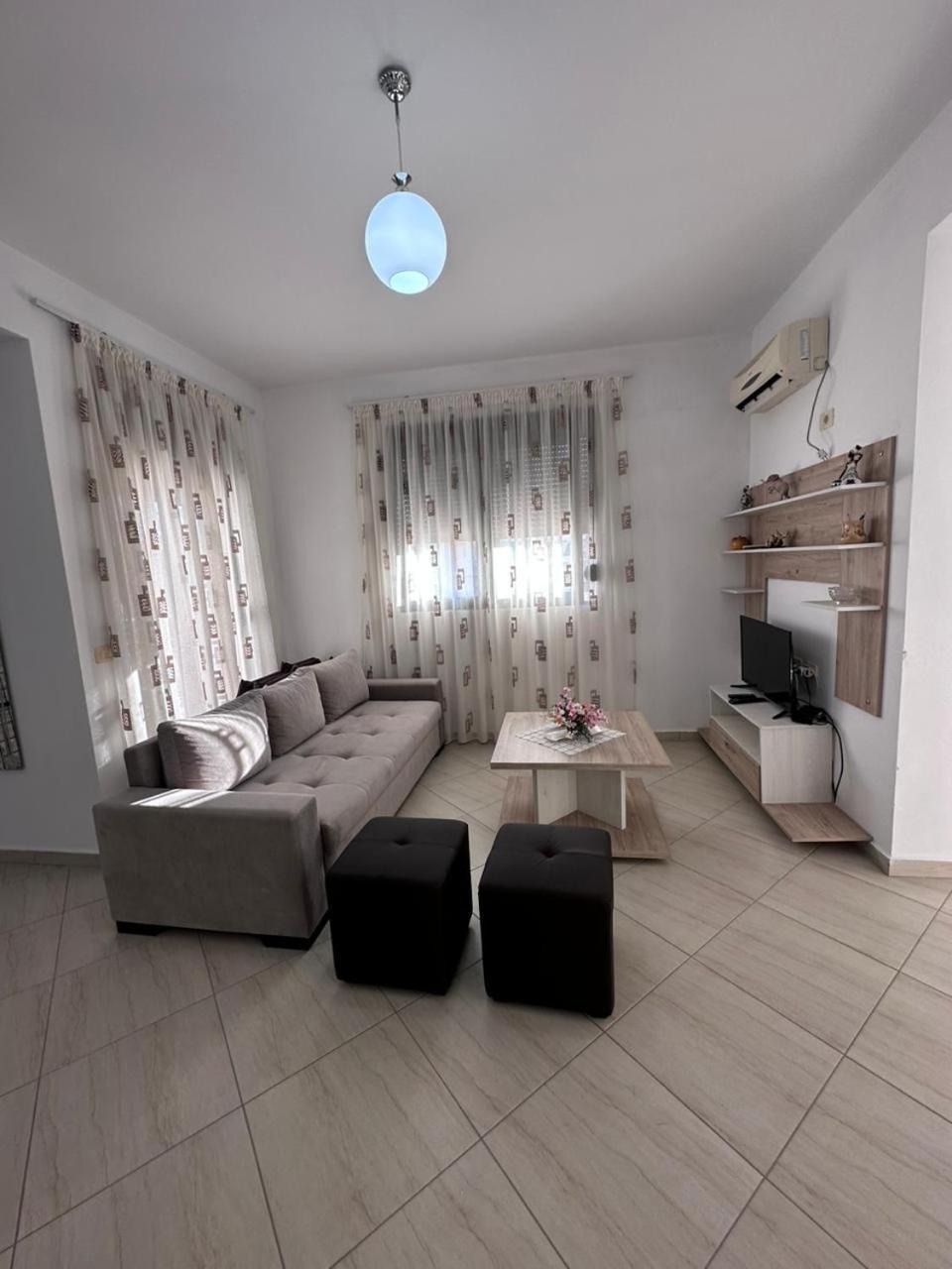 Payo Apartments Sarandë 部屋 写真